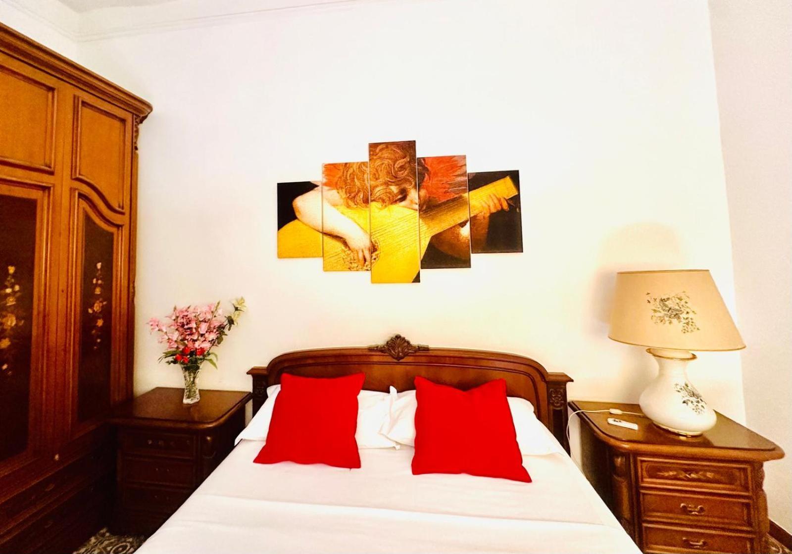 Colosseum Luxury Room, Rome